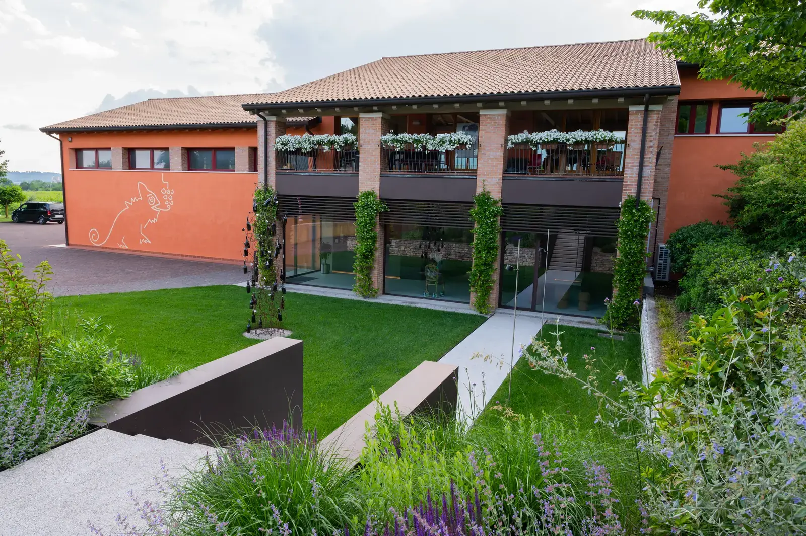 Historische Fassade Weingut Fasol Menin