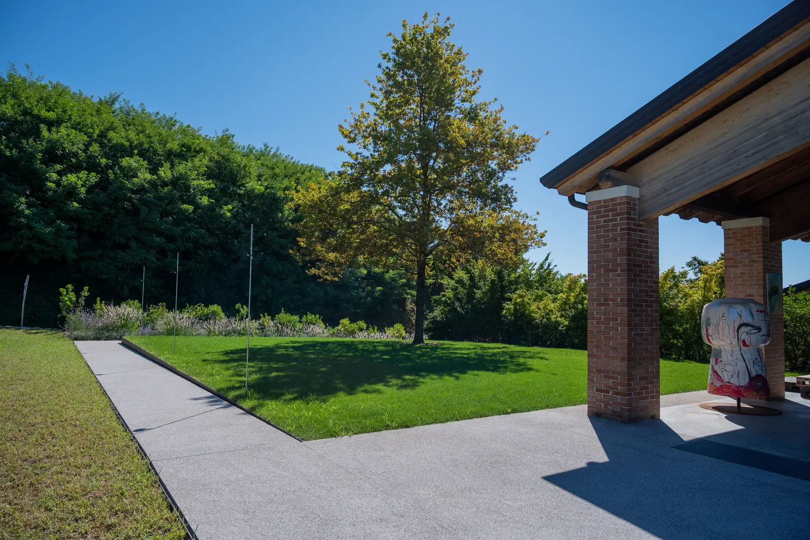 Gartenweg im Weingut Fasol Menin